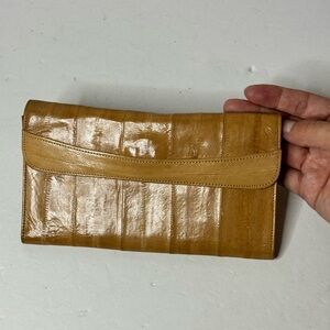 Genuine Eel Skin Wallet Tan